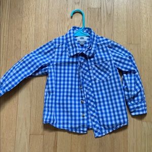 Long sleeve blue and white checkered cotton shirt